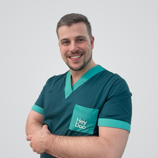 Dr. Raúl Semedo
