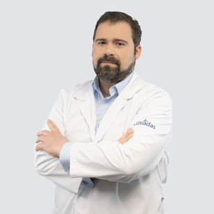 Dr. André Santos Luís